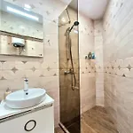 Daire Alexandrovska - Super Centar Luxury