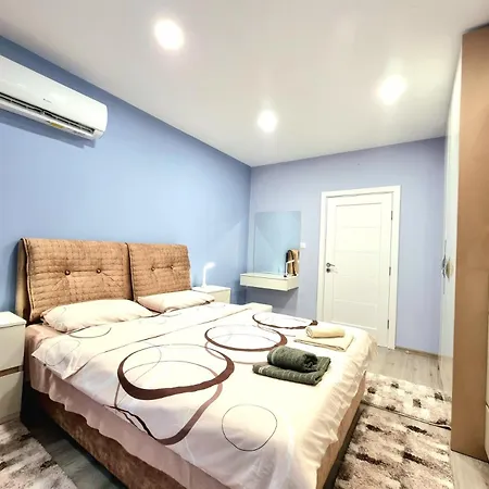 Apartment Alexandrovska - Super Centar Luxury *